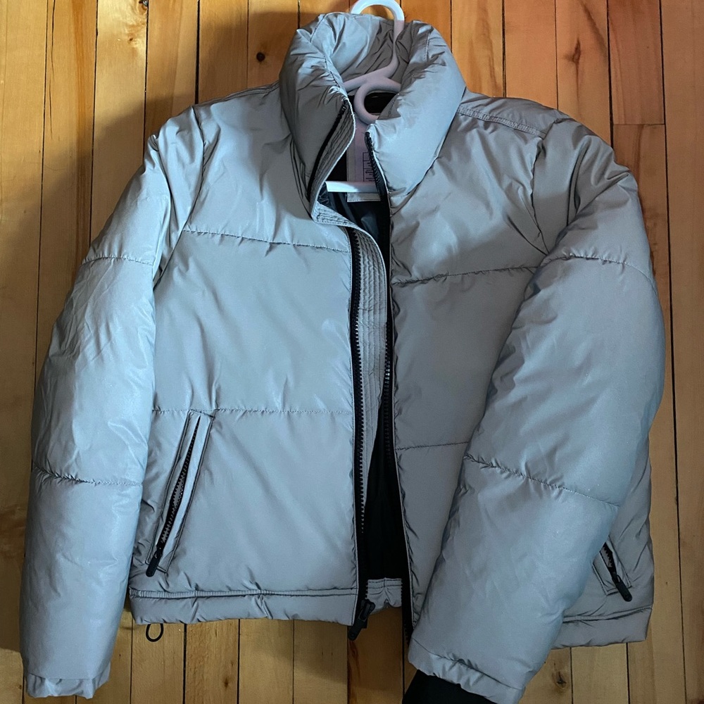 Gap cropped puffer jacket
